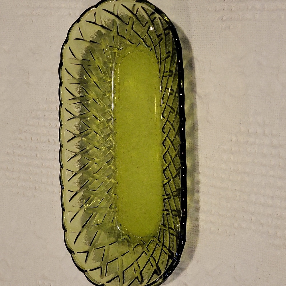 Vintage Indiana Glass Avocado Green Celery Dish
